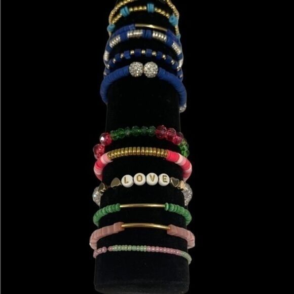 12 beautiful bracelets for $60.00 - Picture 6 of 8